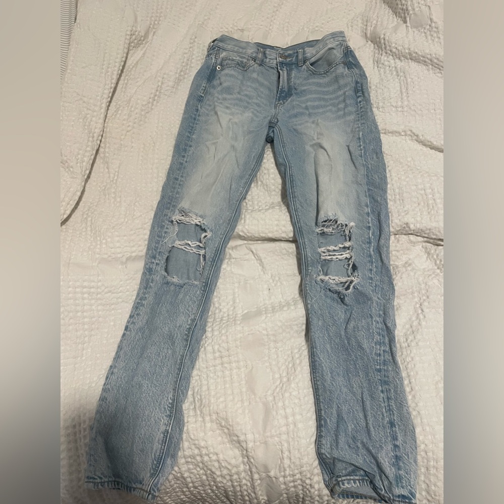 American Eagle Mom jeans